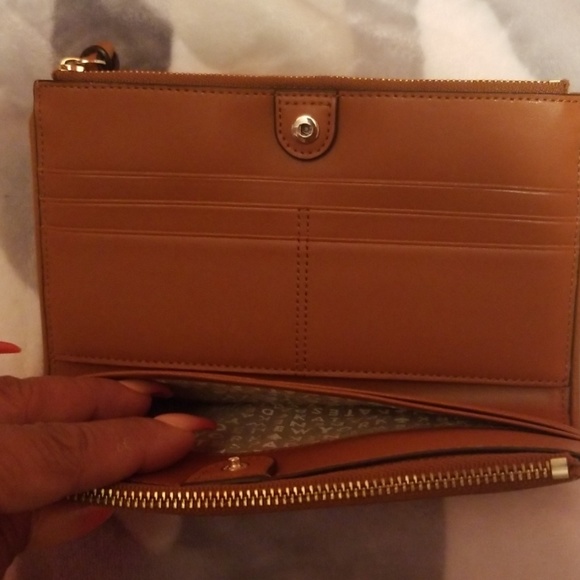 Wallet - Picture 2 of 2